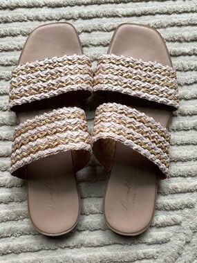 Avellini slide sandal size 9.5